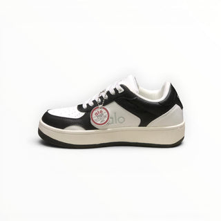 FWSports Shoes Alo Yoga Recovery Mode low-top sneakers in black and white with a cushioned midsole and lace-up design.