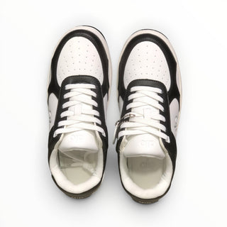 FWSports Shoes Alo Yoga Recovery Mode low-top sneakers in black and white with a perforated toe and lace-up closure.