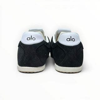 FWSports Shoes Alo Yoga Sunset black low-top sneakers featuring white heel tabs with black logo branding