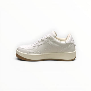 FWSports Shoes Alo Yoga Recovery Mode white low-top sneakers with a cushioned midsole and gum rubber outsole.