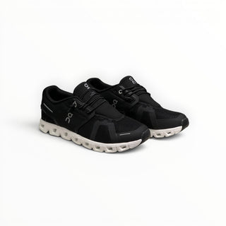FWSports Shoes CLOUD 5 men's running shoes in black mesh with a white cushioned sole and speed-lacing system.