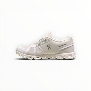 FWSports Shoes Cloud 5 men's white running shoe with breathable mesh upper and speed-lacing system, side view.