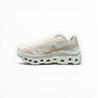 FWSports Shoes On Running Cloudmonster Void in dewdrop white and ivory white with breathable mesh and CloudTec sole.