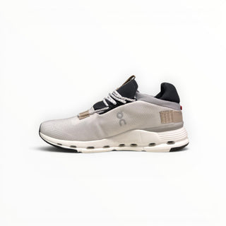 FWSports Shoes Cloudnova men's running sneaker in Bai Rousha beige with sock-like upper and CloudTec cushioning.