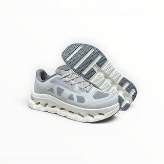 FWSports Shoes On Cloudtilt Remix sneakers in glacier and white with layered x-ray upper and CloudTec Phase cushioning.