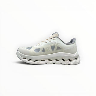 FWSports Shoes On Cloudtilt Remix running shoe in white and grey with layered x-ray upper and CloudTec Phase cushioning.