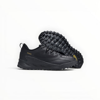 FWSports Shoes KEEN NXIS EVO WP black waterproof hiking shoes with rugged rubber outsoles for all-terrain traction.