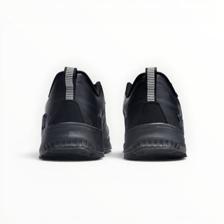 FWSports Shoes KEEN NXIS EVO WP black waterproof hiking shoes showing rear view with pull tabs and textured outsoles